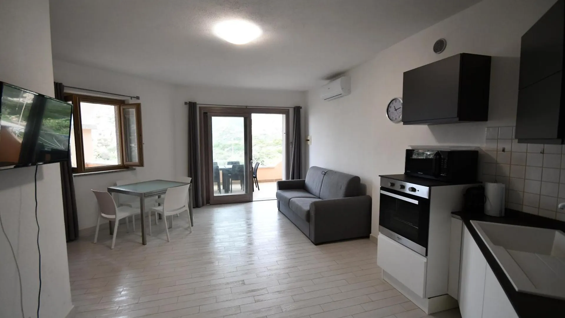 Appartamento Vista Mare Punta Tegge La Maddalena  Vakantiehuis La Maddalena (Sassari)