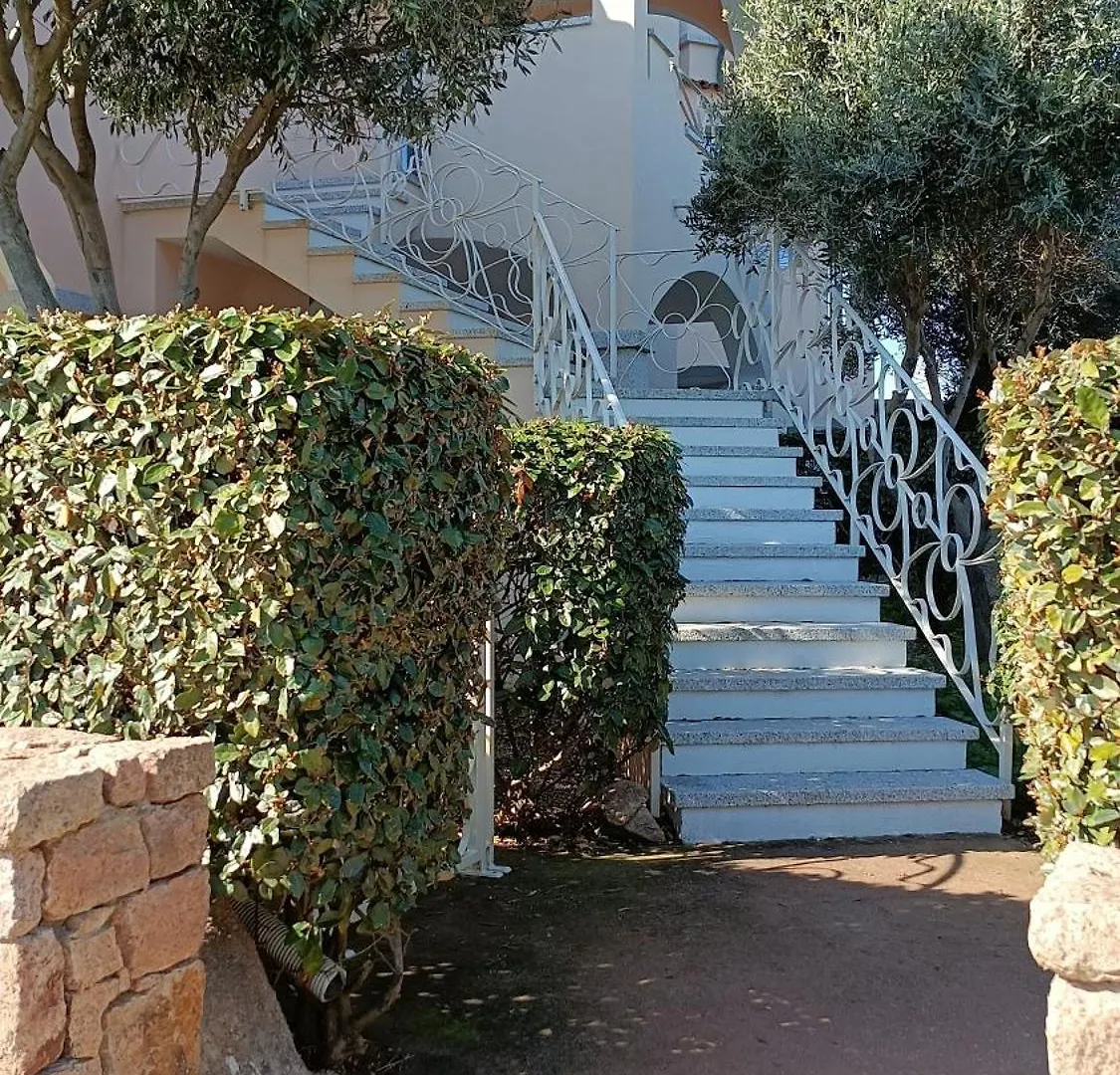 Vakantiehuis Appartamento Vista Mare Punta Tegge La Maddalena  Italië